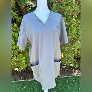 Women’s White CrossFit Gray V-Neck Scrub Top size M